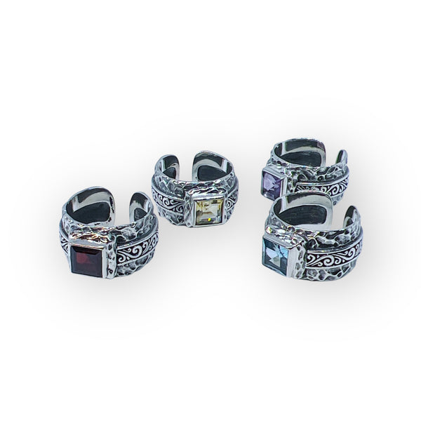 The Sovereign Scroll Ring