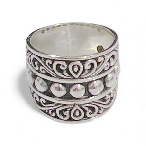 Dots And Swirls Ring