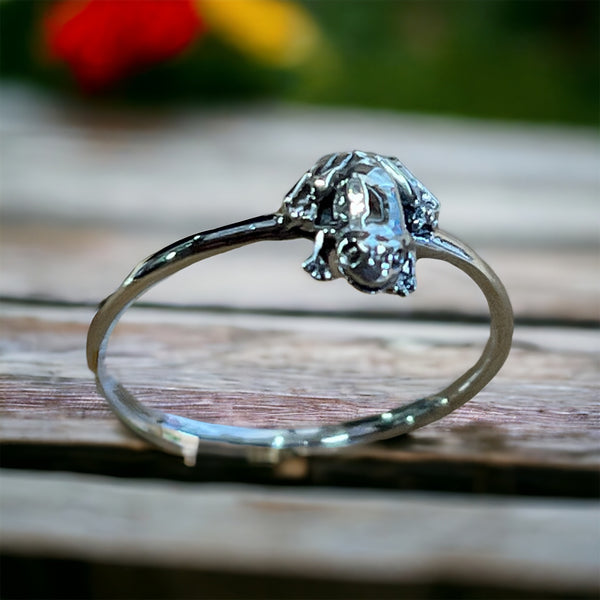 Little Frog Sterling Silver Ring