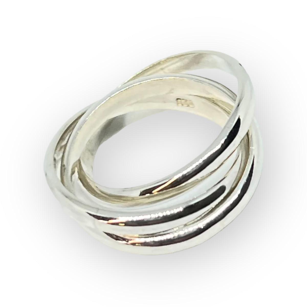Three Interlocking Rings Sterling Silver Ring – Simple Natural Design
