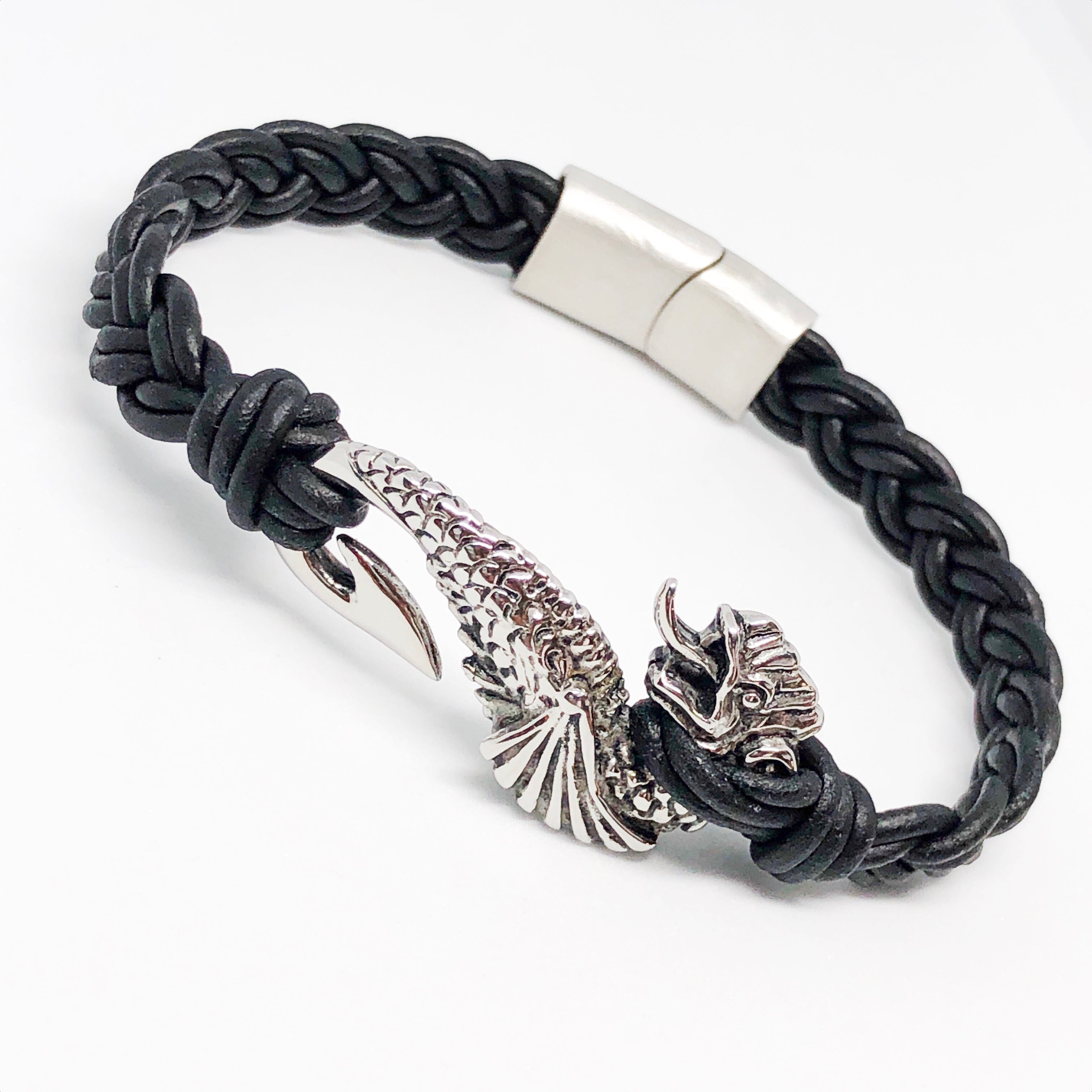 Maui Fish Hook Braided Leather Bracelet – Simple Natural Design