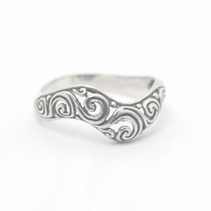 Curve Sterling Silver Ring