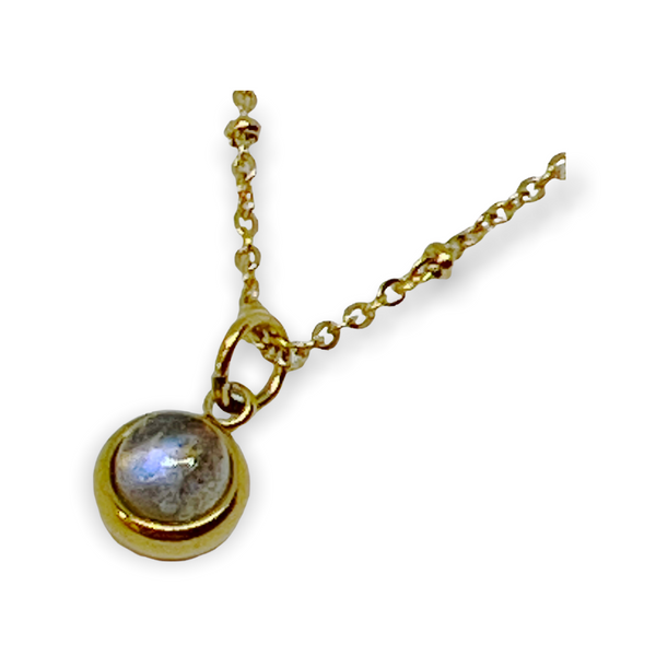 Simple Natural Design Round Gemstone Golden Necklace